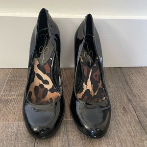 Black Jessica Simpson Pumps, 4 in heel